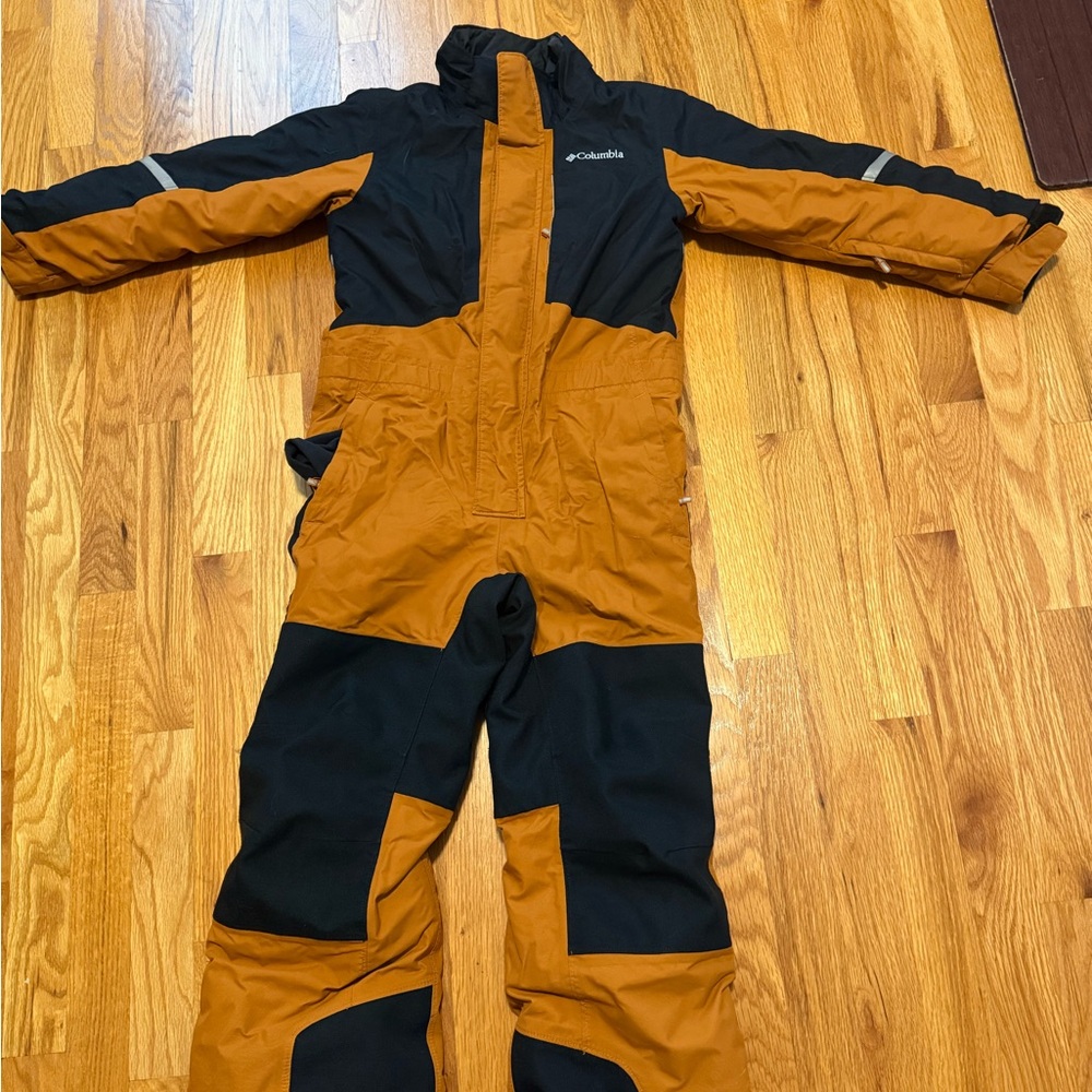 Columbia Buga II kids snowsuit. Size 8. Brown/orange multi color.